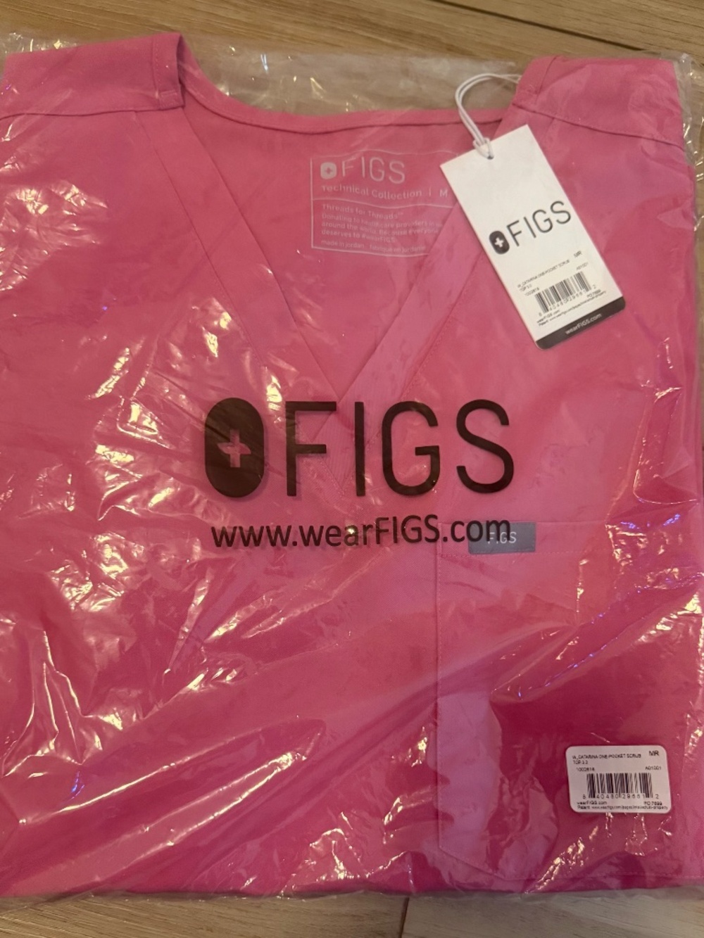 FIGS Scrub Set – Pink (M Top & S Tall Pants) NEW w/ Tags - Picture 2 of 3
